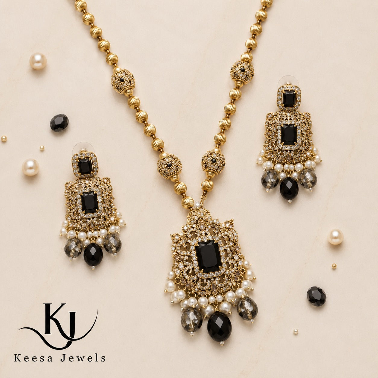 ANTIQUE GOLD BLACK STONE NECKLACE SET